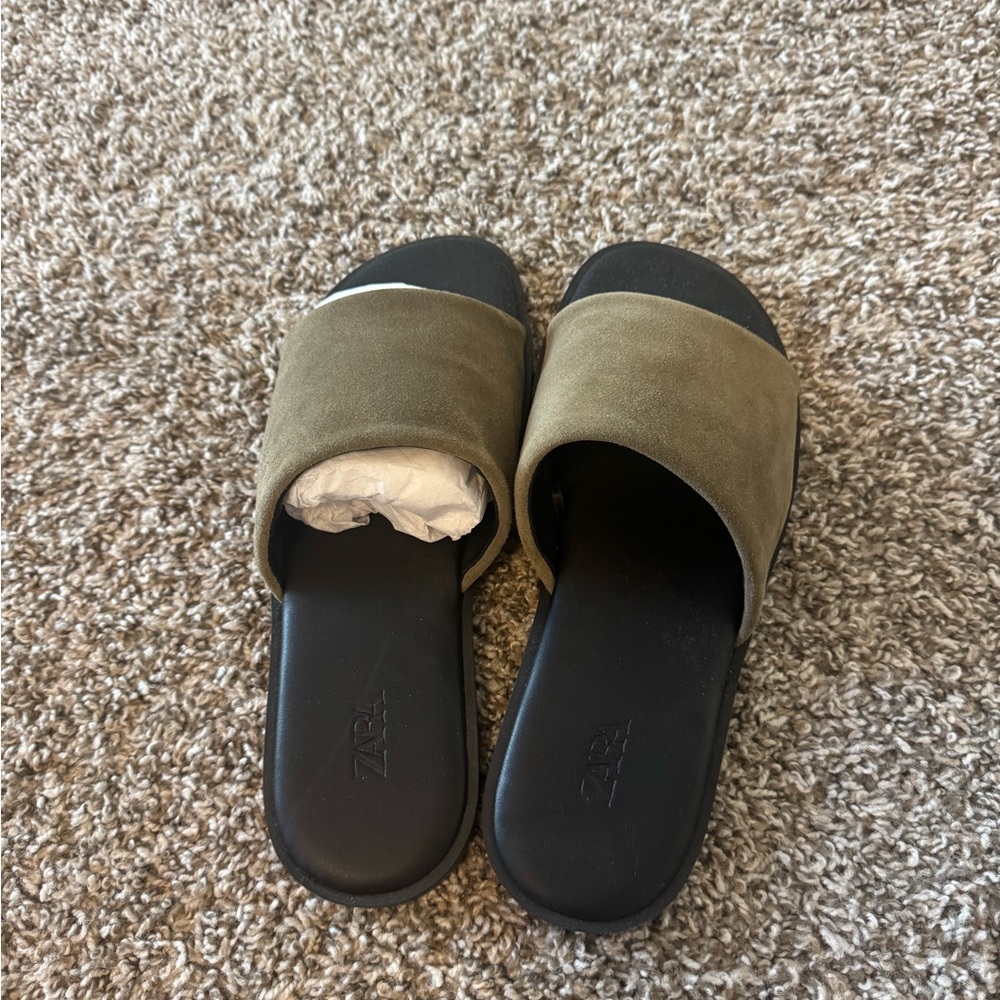 Men’s Zara slides
